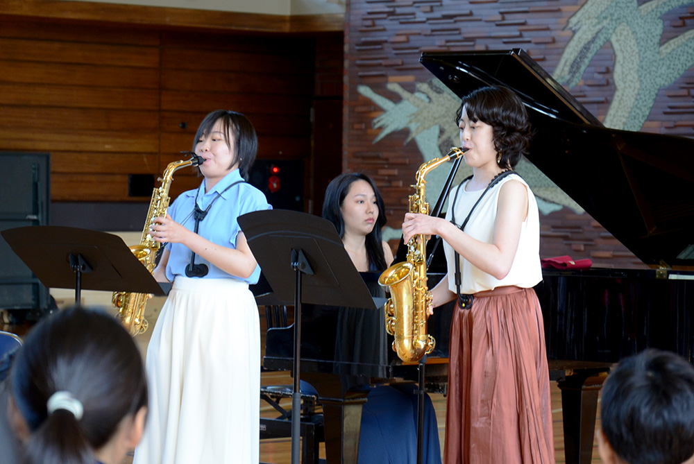 ３人による演奏